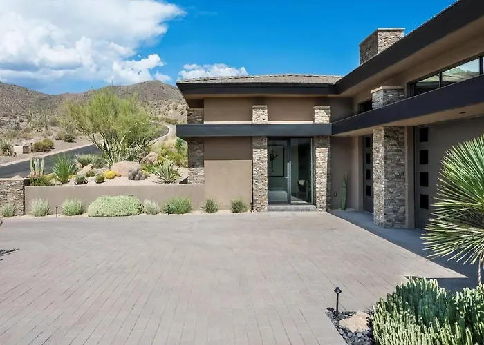 Villa Elegance With Pool