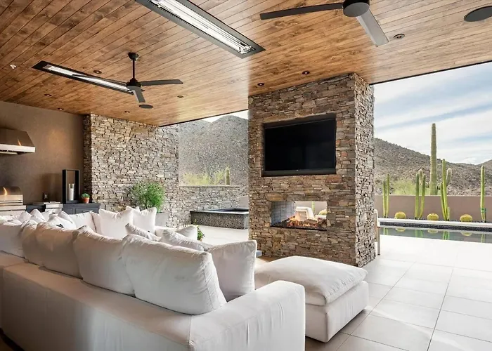 Elegance With Pool *